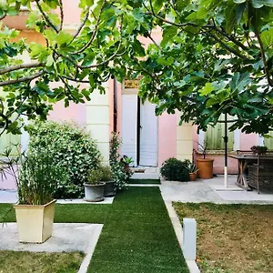 Côté Sud 2*, Draguignan France